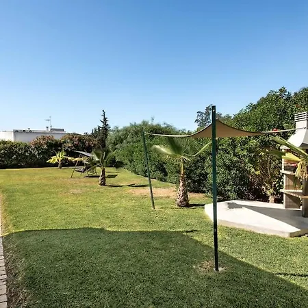 Aladdin Vila Olhos de Agua (Albufeira)