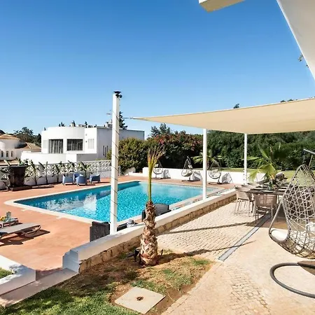 Aladdin Villa *